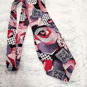 ✨️ MBP tie NewYork-London-Tokyo 💯%Silk